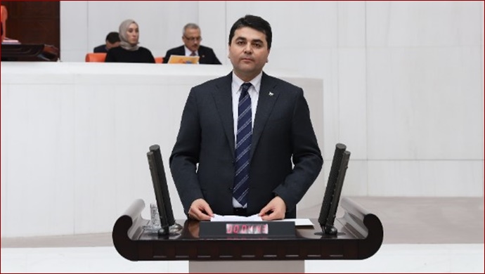 Gültekin Uysal: 