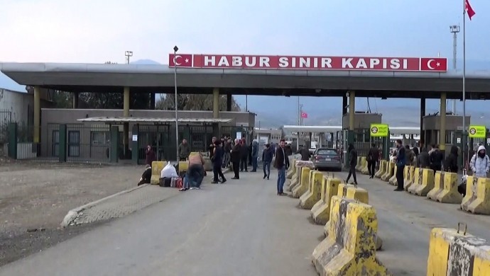 Habur Sınır Kapısı’nda 600’e yakın araç bekletiliyor