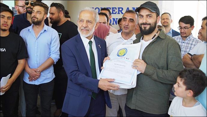 Harran Mühendislik Fakültesi Öğrencileri Ürettikleri Projeleri Sergilediler