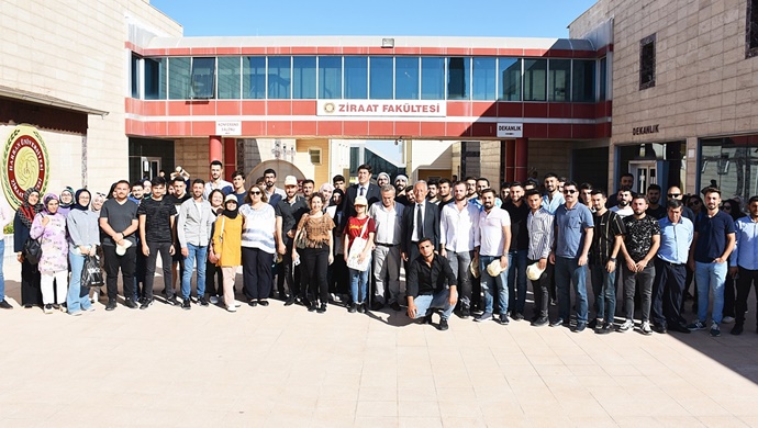 Harran Üniversitesi Ziraat Fakültesi Öğrencileri, Kamu ve Özel Sektör Yöneticileri ile Buluştu