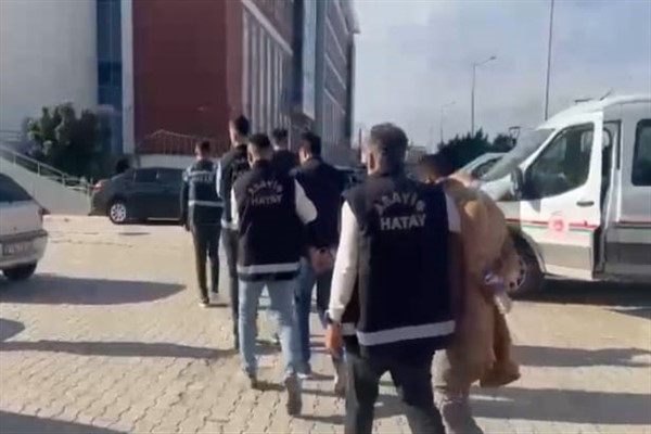 Hatay'da aranan 3 şahıs yakalandı