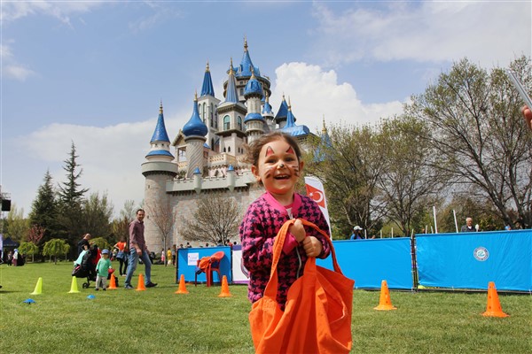 Haydi çocuklar şenliğe