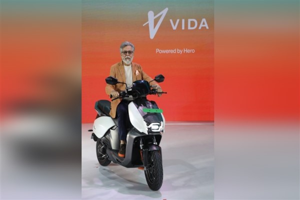 Hindistan'ın ilk tam entegre elektrikli scooter’ı Vida V1 piyasaya sürüldü