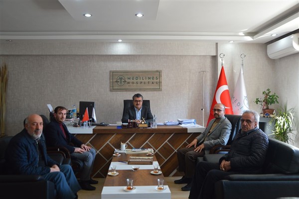 HÜDA PAR heyeti, Elazığ’da depremzedelerle bir araya geldi