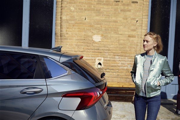 Hyundai’den kadın sürücülere tam destek