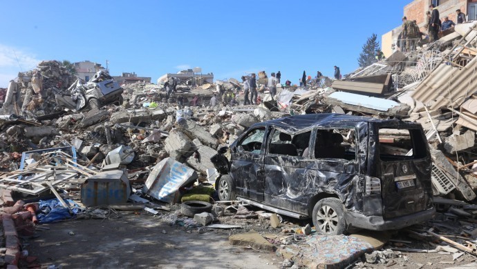 İBB, depremzedelere konaklama hizmeti verecek 2 feribotu Hatay'a gönderdi