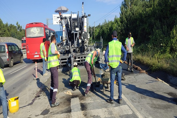 İBB, metrobüs yolunu yeniliyor