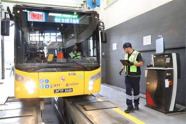İETT’nin sefer gerçekleştirme oranı yüzde 98’in üzerine çıktı