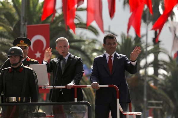İmamoğlu, 30 Ağustos Zafer Bayramı törenlerine katıldı