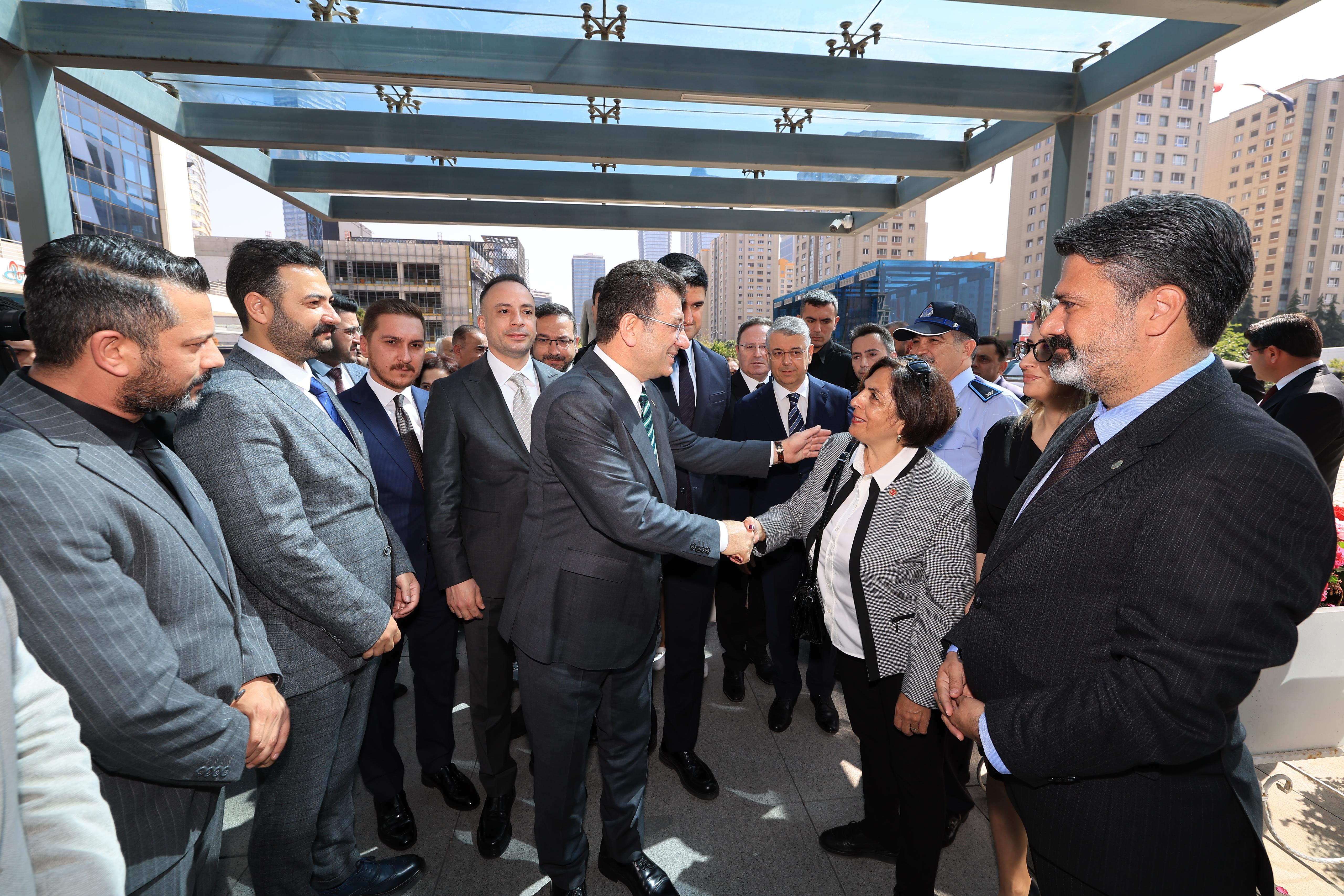 İmamoğlu: Ataşehirlilerin lehine çok güzel işler başaracağız