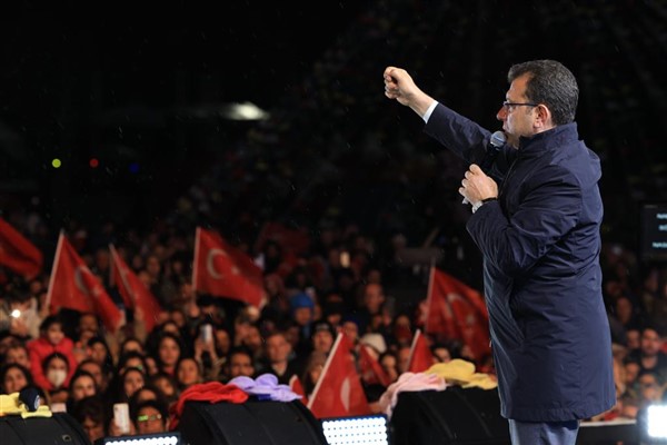 İmamoğlu, İstanbulluların Hıdırellez coşkusuna ortak oldu
