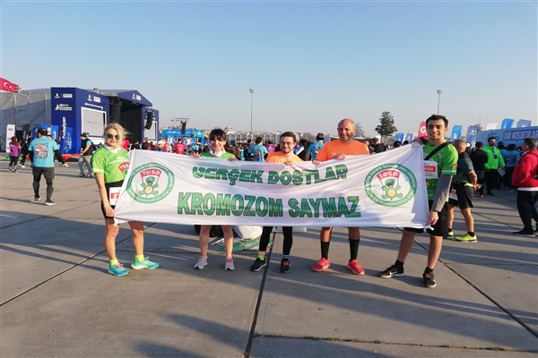 İzmir’de koştukça down sendromlu çocuklar eğitime kavuşacak 