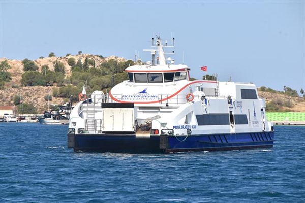 İzmir'de şehit ve gazi yakınları için ücretsiz gemi turu başlıyor