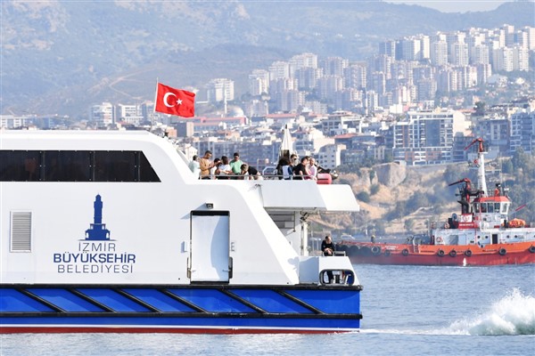 İzmir - Midilli seferlerinin 2024 yaz programı başladı