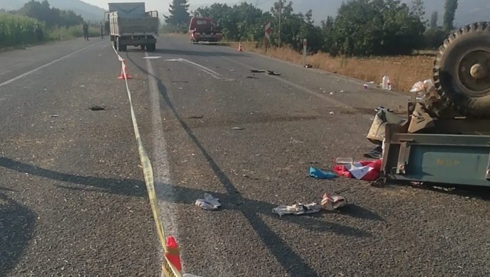 İzmir'de kaza: 1 kişi yaşamını yitirdi 13 işçi yaralandı