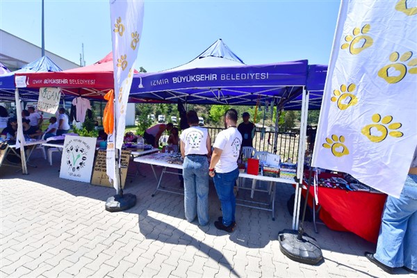 İzmirliler PAKOFEST’te patili dostlarla buluştu