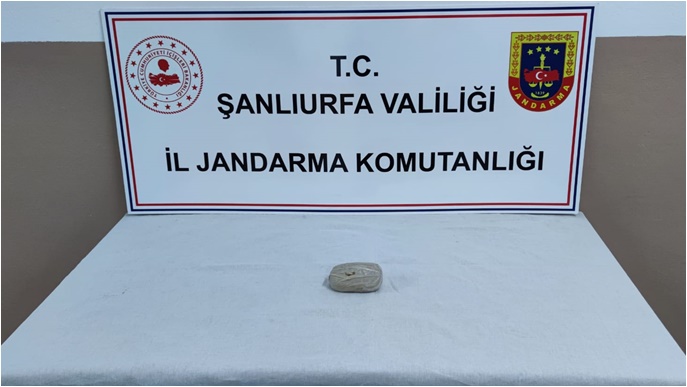 Jandarmadan Urfa’da uyuşturucuya geçit yok: Eroin ele geçirildi