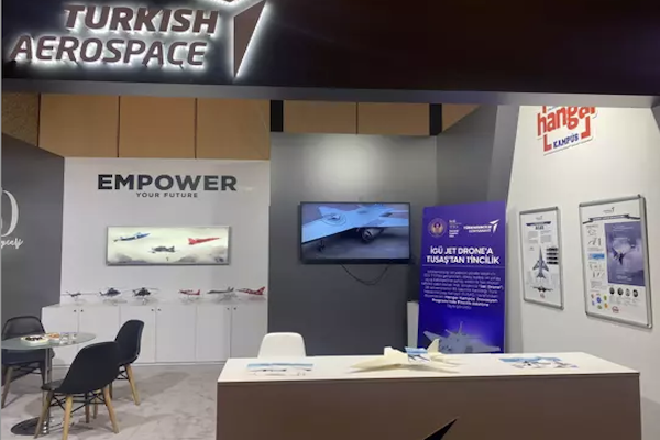 Jet Drone ‘ALAZ’ projesi, Take Off Zirvesi'nde tanıtıldı