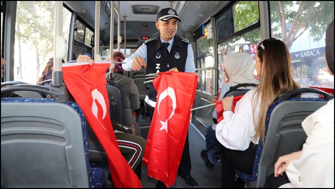 Karaköprü Bayraklarla Donatıldı-(VİDEO)