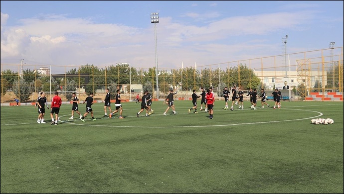 Karaköprü 'de Ağrıspor hazırlıkları başladı-(VİDEO)