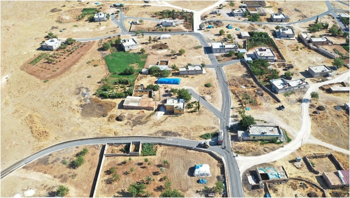 Karaköprü kırsalında yollar kışa hazırlanıyor