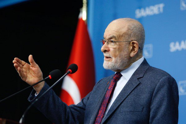 Karamollaoğlu’ndan metrobüs kazasında hayatını kaybeden vatandaş için taziye mesajı 