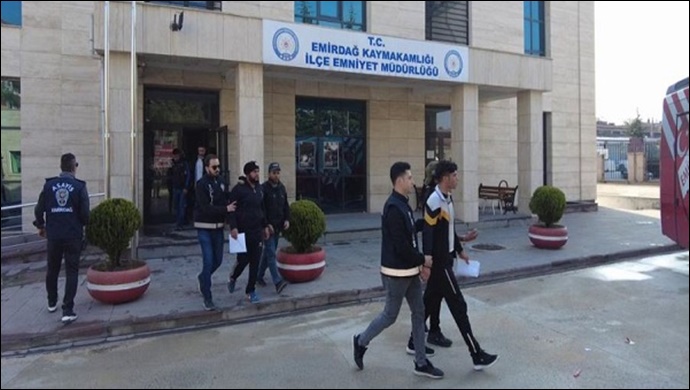 Kavgaya karışan Suriyeliler sınır dışı ediliyor