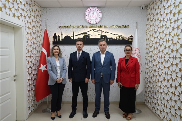 Kayseri Büyükşehir Belediyesi, Akıllı Şehir Projeleri hakkında bilgilendirme yaptı 