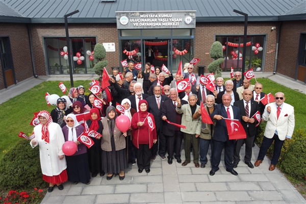 Kayseri’in ulu çınarlarından ‘Cumhuriyet’ coşkusu