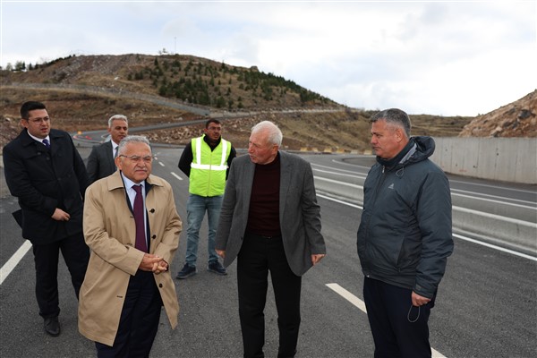 Kayseri’nin doğusu ile batısını birbirine bağlayacak yol çalışmasında sona gelindi 