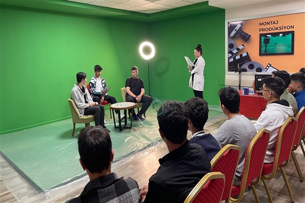 Kayseri'nin ödüllü projesi ‘Değer Gençlik’te ders zili çaldı 