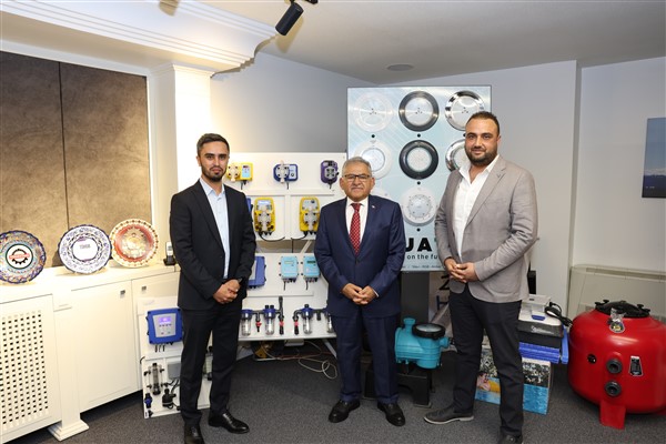 Kayseri, yüzme havuzlarında uzaktan kontrol ve izleme sistemini hayata geçirdi