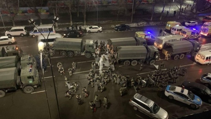 Kazakistan'da LPG zammı protestoları: Hükümet istifa etti