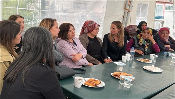Kılıçdaroğlu ve Nazlıaka, Mamak Gençlik Kolları Başkan Yardımcısı Yiğit’in ailesini ziyaret etti