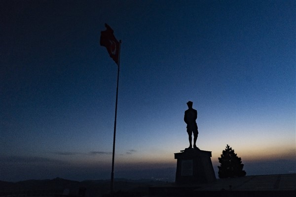 Kocatepe’den İzmir’e  zafer yürüyüşü