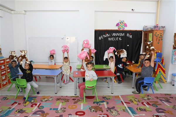  KOMEK’te üretilen sağlıklı oyuncaklar çocukları mutlu etti 