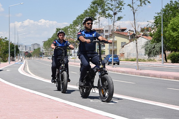 Konya'daki bisikletli zabıtalar göreve başladı