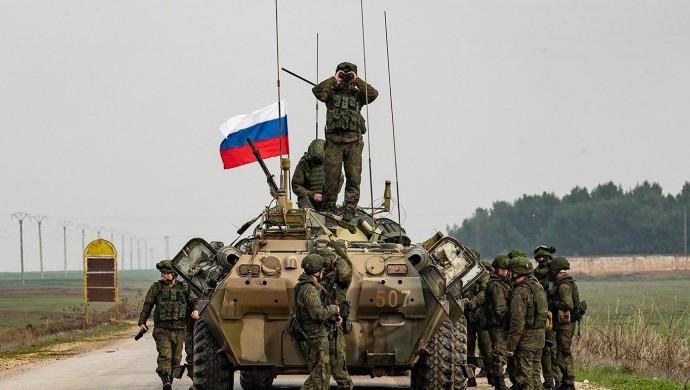 Kremlin: Putin askerlere 'dur' emrini geri çekti
