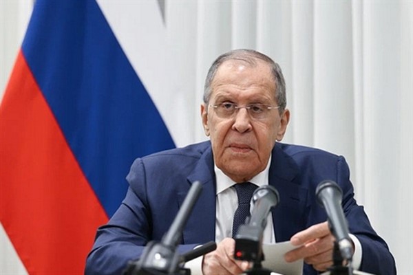 Lavrov: Amerikalılar planlarını hayata geçirirse, yanıt vermekten tereddüt etmeyeceğiz
