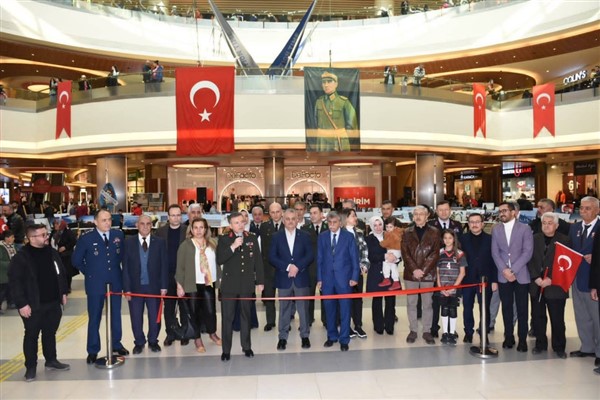 Malatya’da “Cumhuriyetimizin 100’üncü Yılı Fotoğraf Sergisi” açıldı 