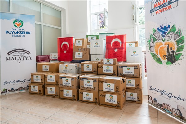 Malatya’dan savaş bölgesine 14 bin 264 kutu ilaç yardımı 