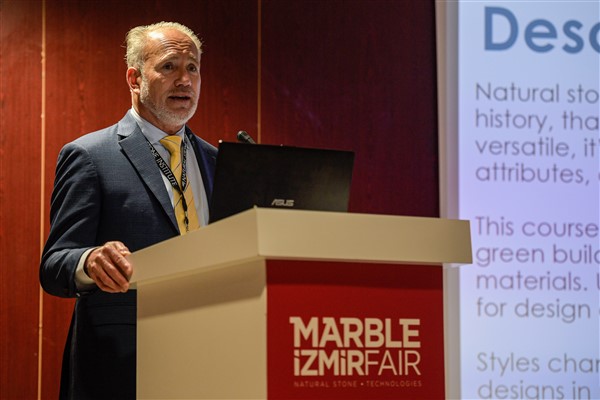 Marble İzmir’den kıtalararası bir çağrı “Doğal taşı kullanın”