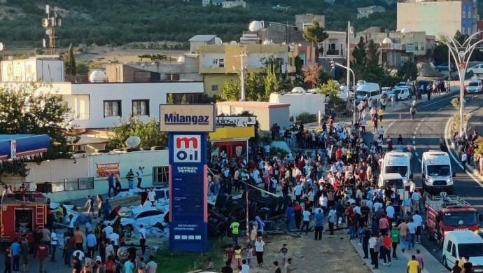 Mardin'de Freni patlayan kamyon halkın arasına daldı: 13 ölü