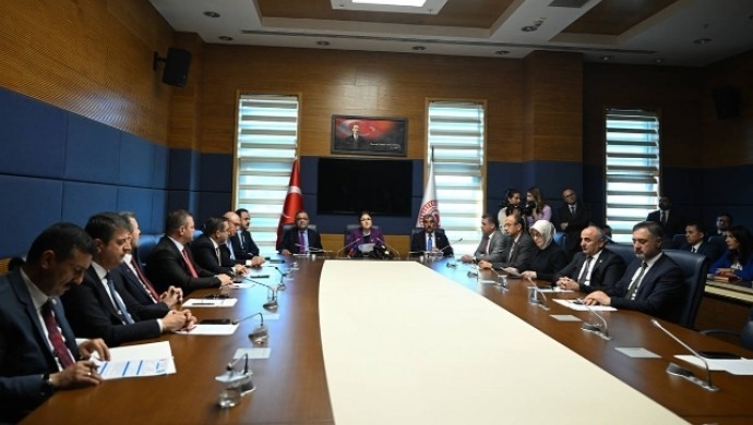 Meclis İnsan Hakları Komisyonu Gazze’ye gidiyor