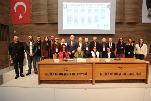  Muğla Büyükşehir Cumhuriyet ve Felsefe kongresi başladı 