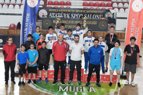 Muğla Büyükşehir masa tenisi sporcularından büyük başarı