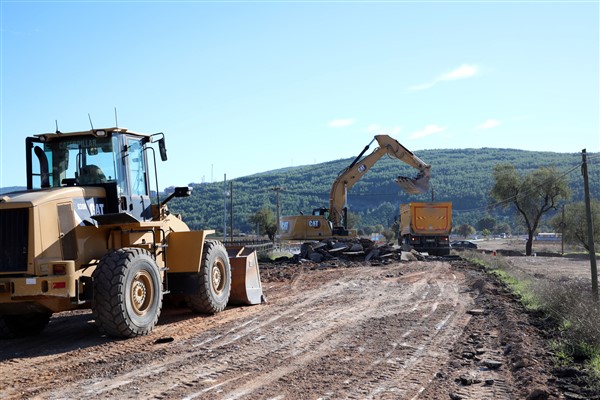 Muğla'da Menteşe Otogar yolu 4 şeride çıkıyor