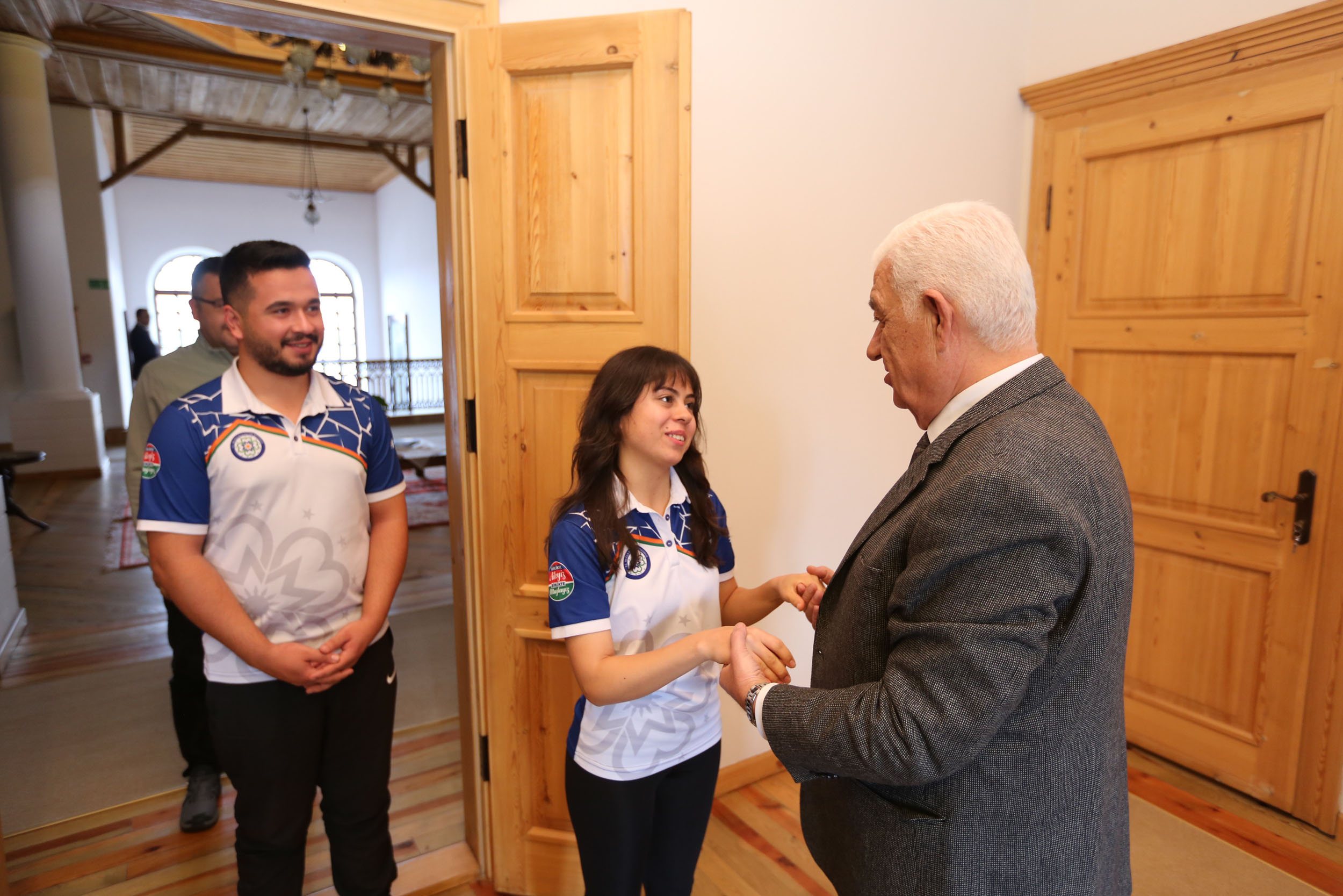 Muğla'nın okçusu Hazal Burun'dan dünya rekoru