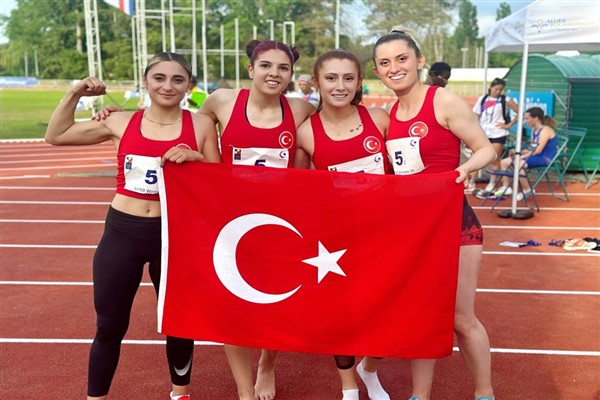 Muhsine Gezer'den altın madalya
