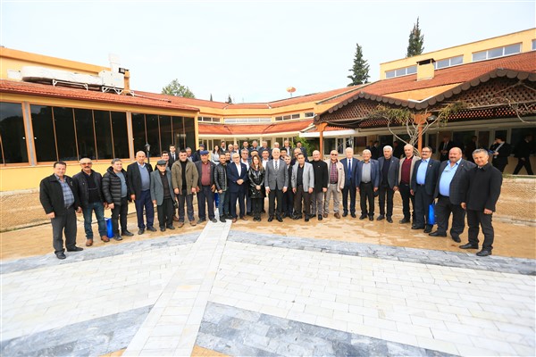 Muhtarlar Masası, 569 mahallede hizmet için çalışıyor